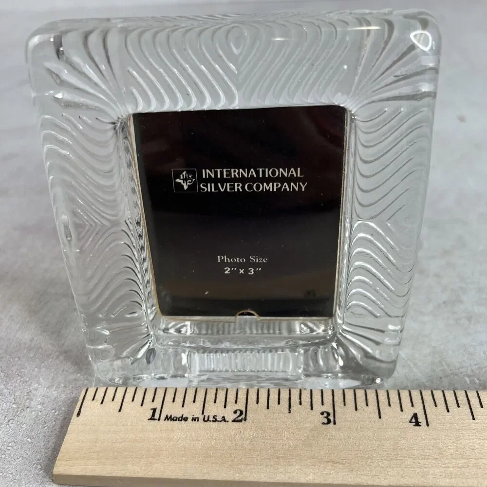 International Silver Company Crystal Picture Frame‎ 2”X 3”